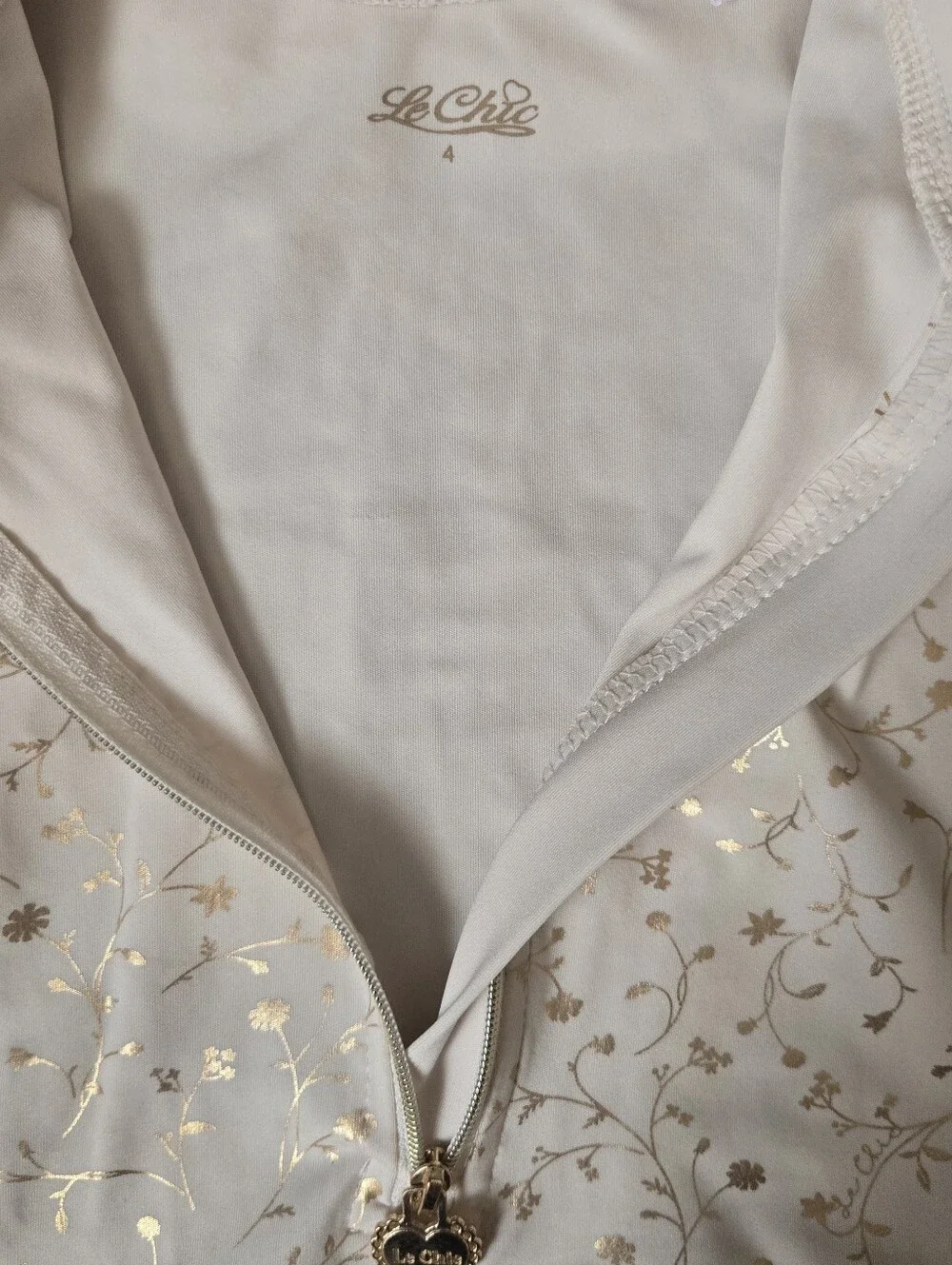Le Chic 4T Cream Metallic Gold Long-Sleeve Floral One-Piece Rashguard Zip GUC